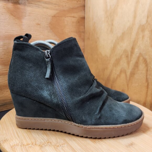Sofft Shera Womens Green Suede Wedge Water Resistant Booties Boots Size 9.5 - Picture 1 of 10